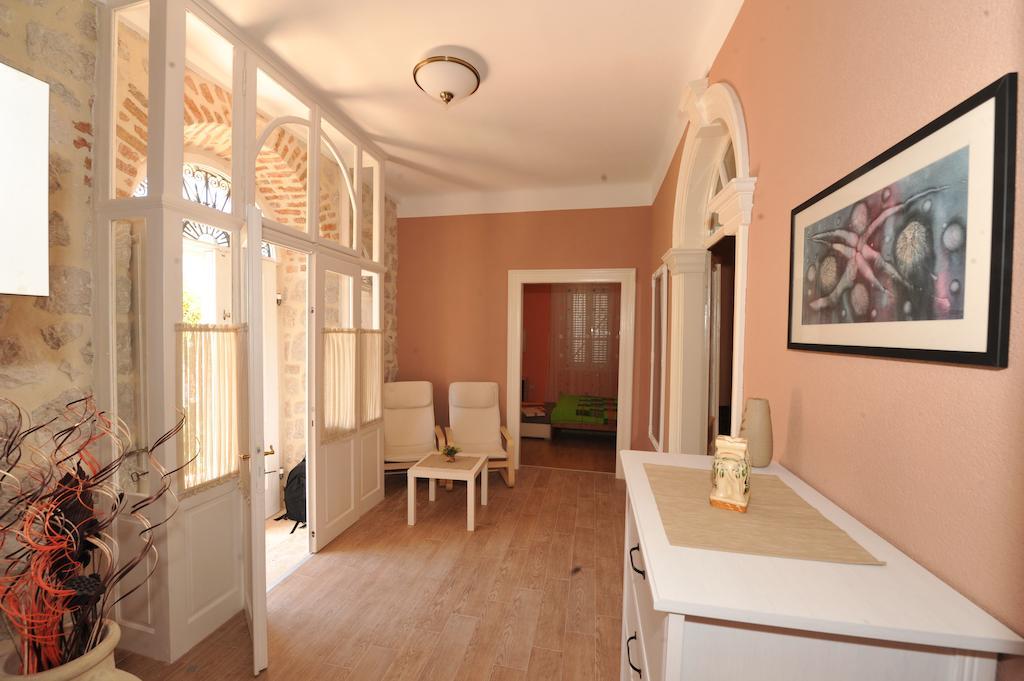 Apartments Marilu Kotor Exterior photo
