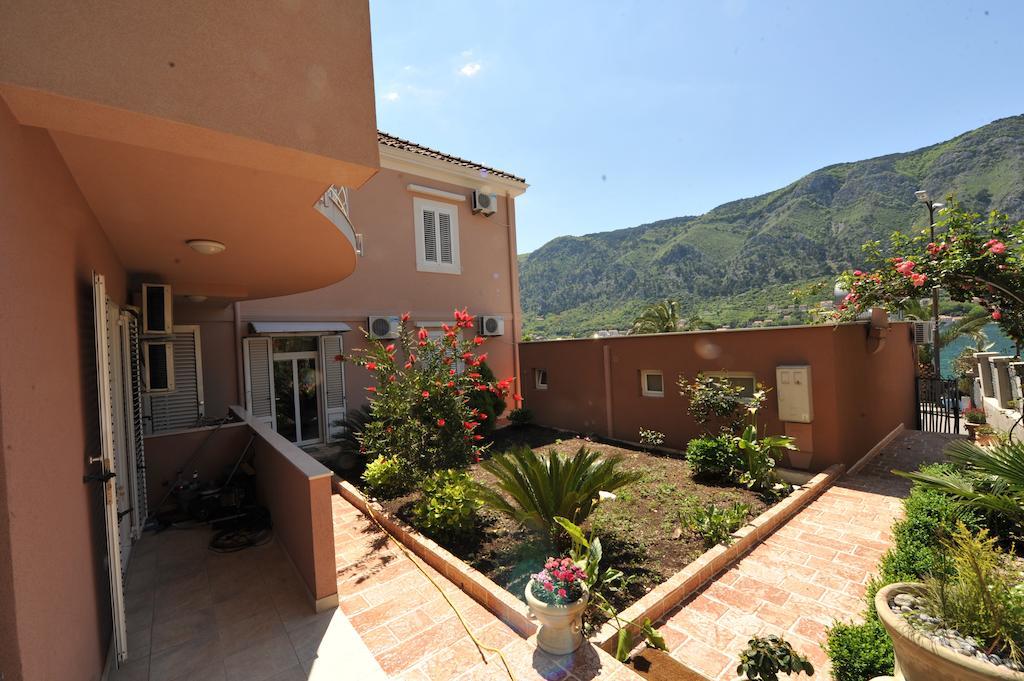 Apartments Marilu Kotor Exterior photo